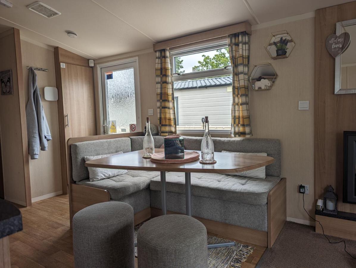Haggerston Castle 3 Bedroom Deluxe Holiday Home Cheswick  Exterior foto